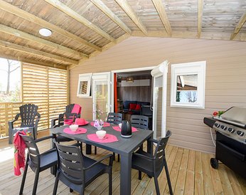 Terrasse couverte Premium VIP — Camping L'Oasis du Verdon