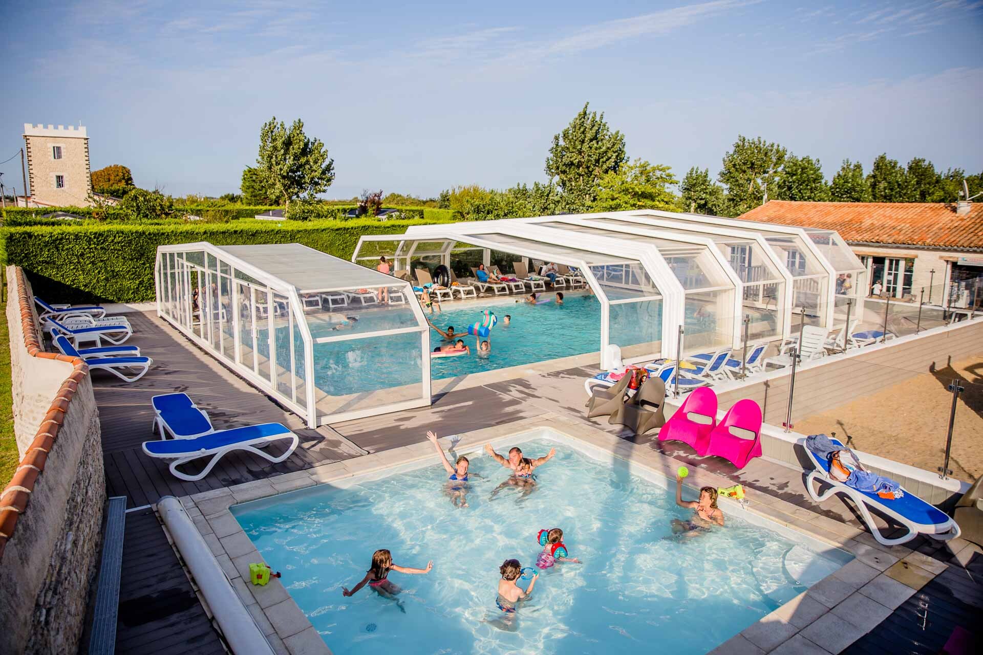lesprises-piscine-couverte